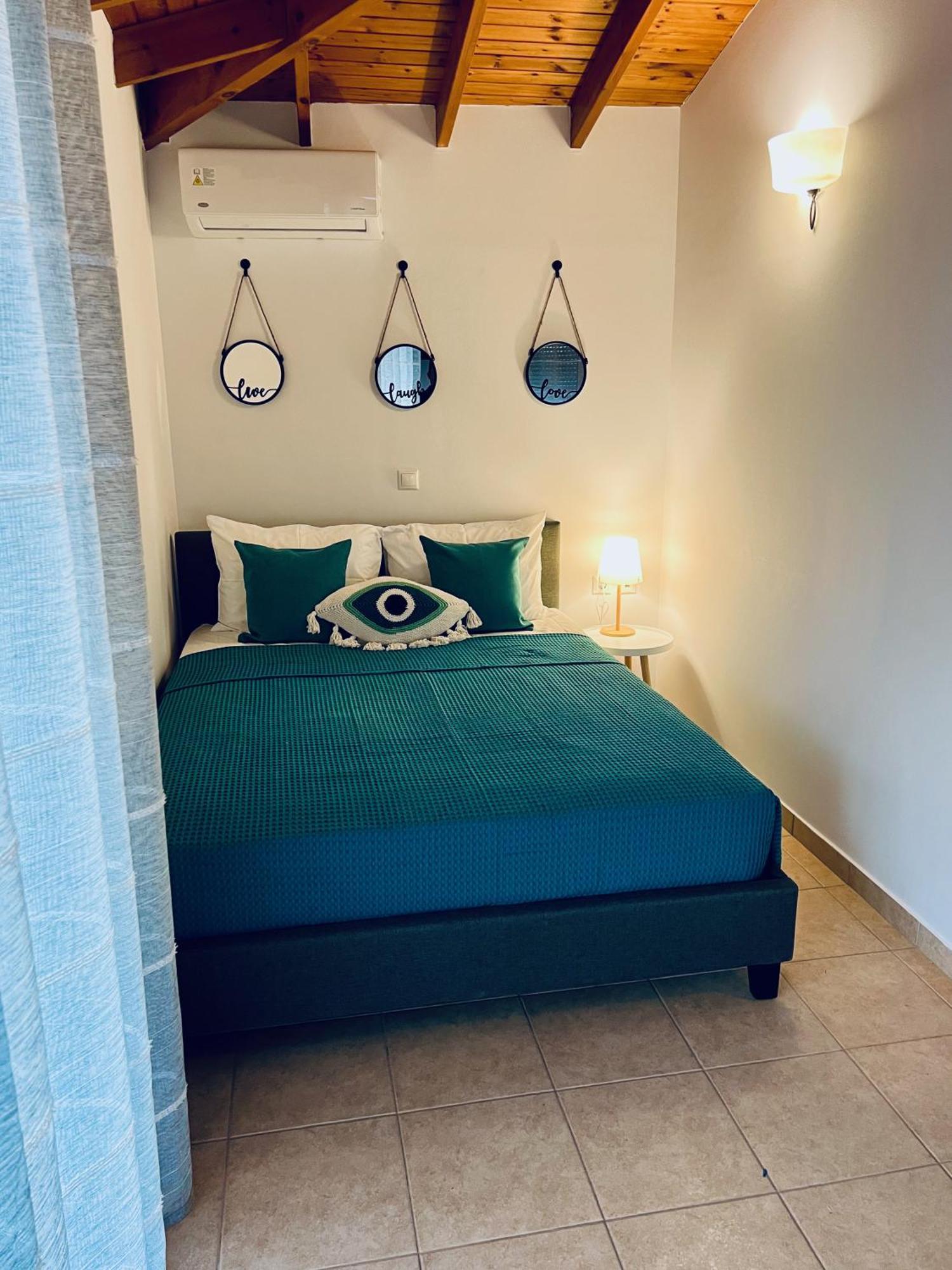 Thalassia Avra Stegna Beach Archangelos  Luaran gambar